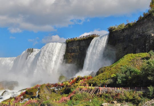 Tour invernale delle Cascate del Niagara negli Stati Uniti con Cave of the Winds e Aquarium