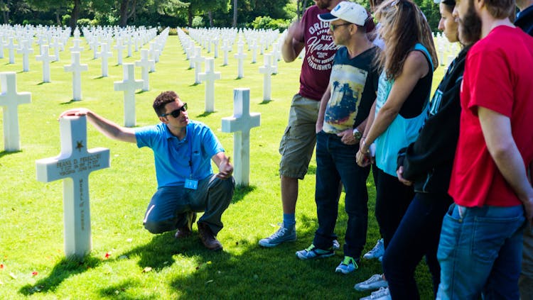 Normandy D-Day tour from Paris with Omaha Beach, American cemetery and cider tasting