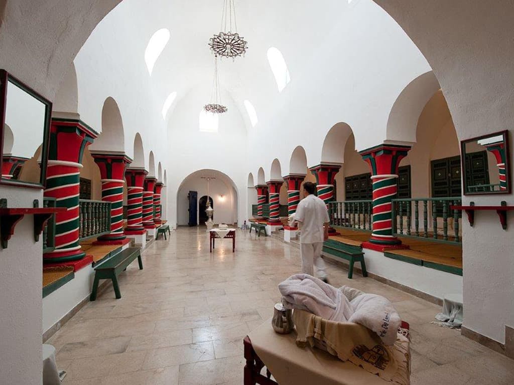 Dar Sebastién & Hammamet Medina Tour