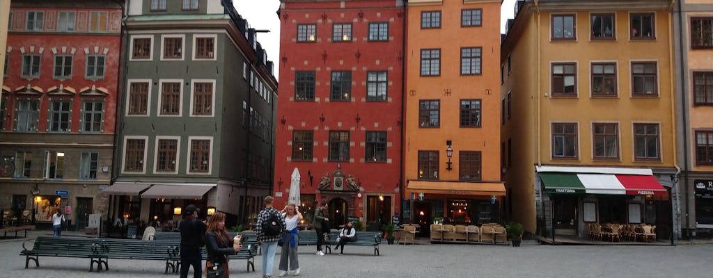 Recorrido a pie por las atracciones emblemáticas de Estocolmo