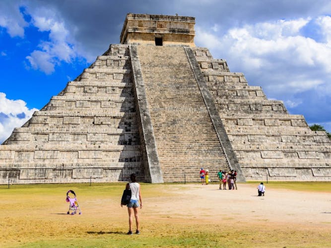 Early access Chichén Itzá small-group private tour