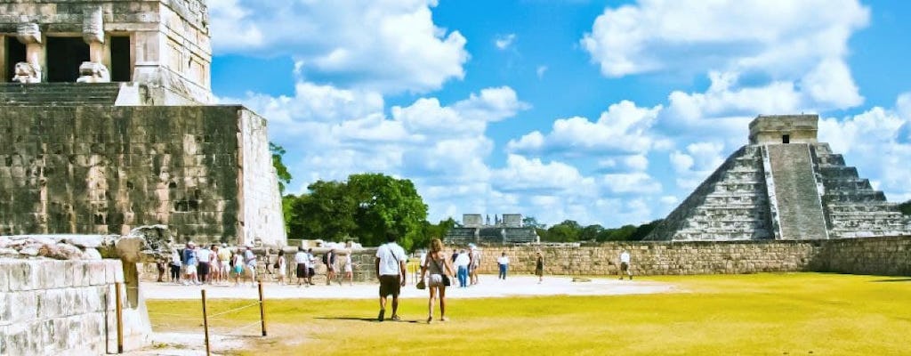 Tour en grupo pequeño por Chichén Itzá y Cenote Ik-Kil