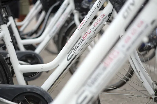 Valencia up to 4 hours bike and e-bike rental