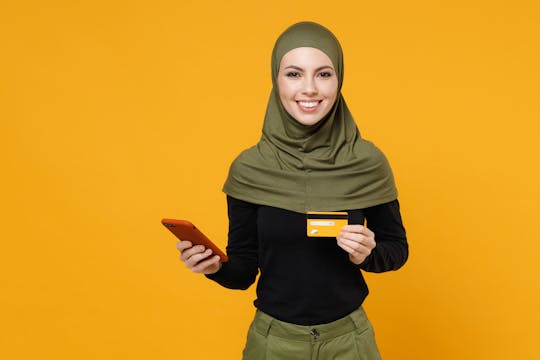 Combinação de cartão SIM e vale-refeição de Dubai
