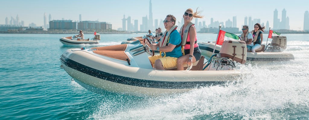 Tour mattutino in barca di 90 minuti lungo la costa di Dubai