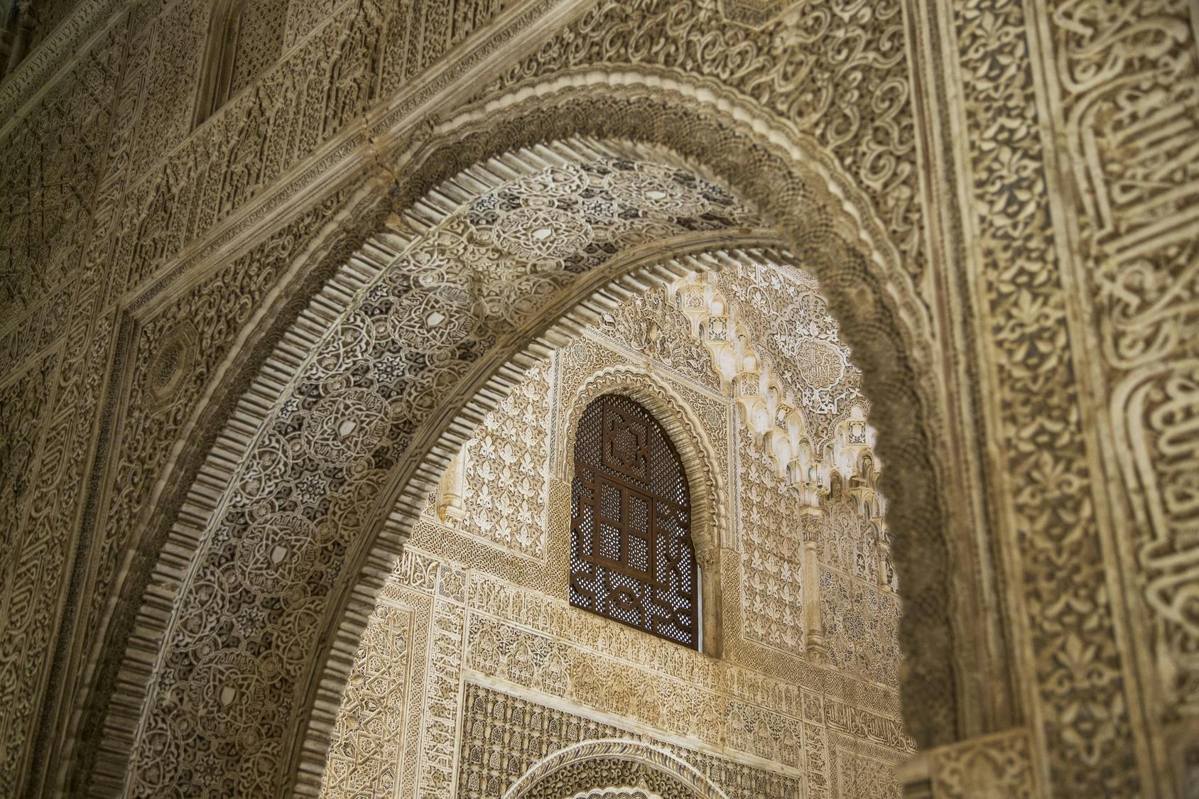 Visita nocturna a la Alhambra en grupos de máximo 10 personas