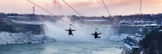 Zipline mattiniera delle Cascate del Niagara