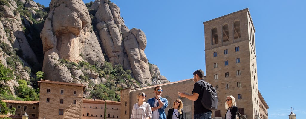 Tour guidato ed escursione a Montserrat con trasporto privato da Barcellona