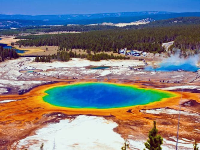 Yellowstone national park self-driving audio tour