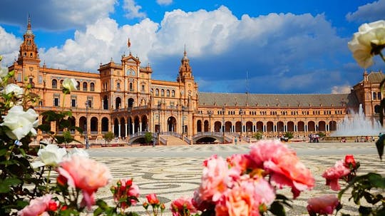 Seville guided walking tour for small groups
