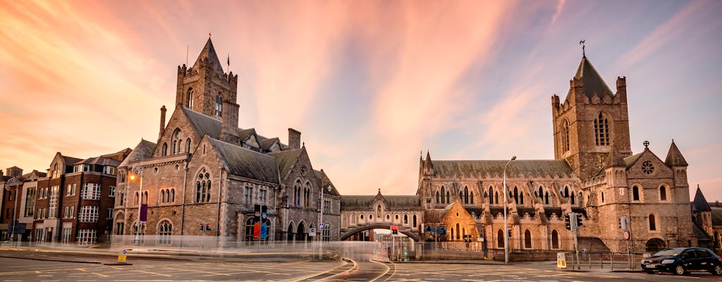 Tour privado pelos destaques e locais secretos de Dublin