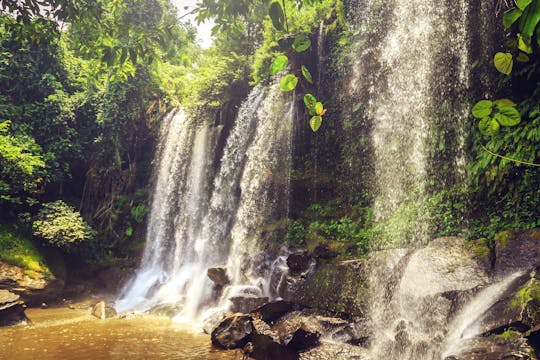 Tour privato di Kulen Mountain in veicolo militare d'epoca 4x4