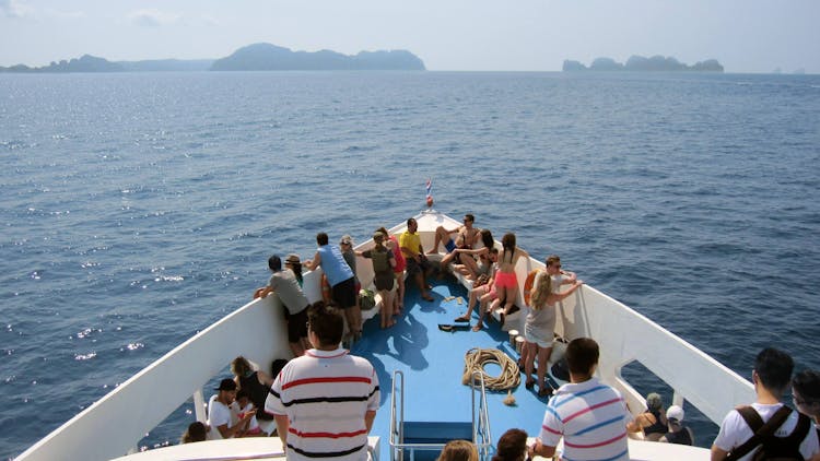 First Class Round-trip Ferry Ticket from Phuket to Phi Phi Don