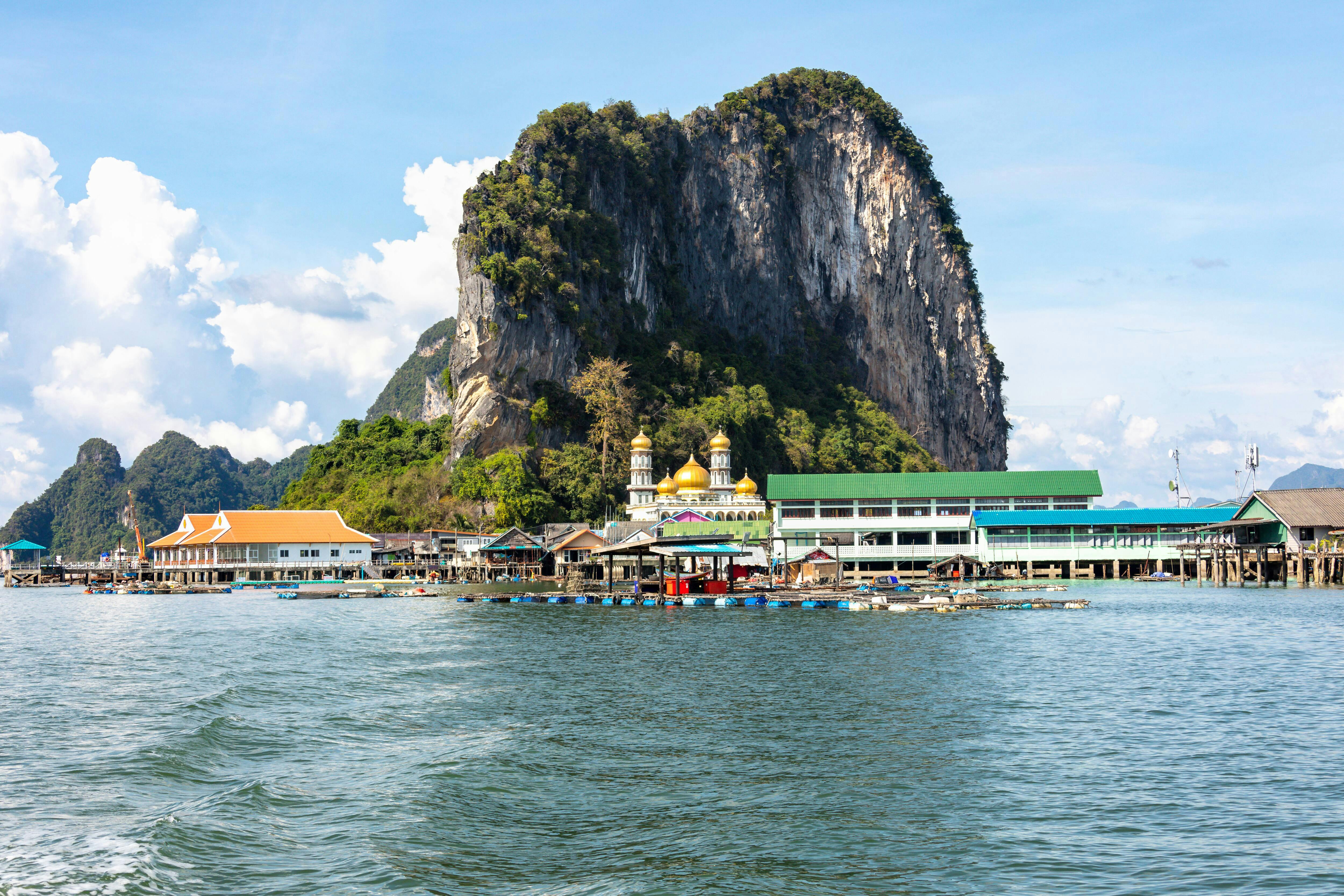 Speedboat and Canoe Tour of Phang Nga Bay