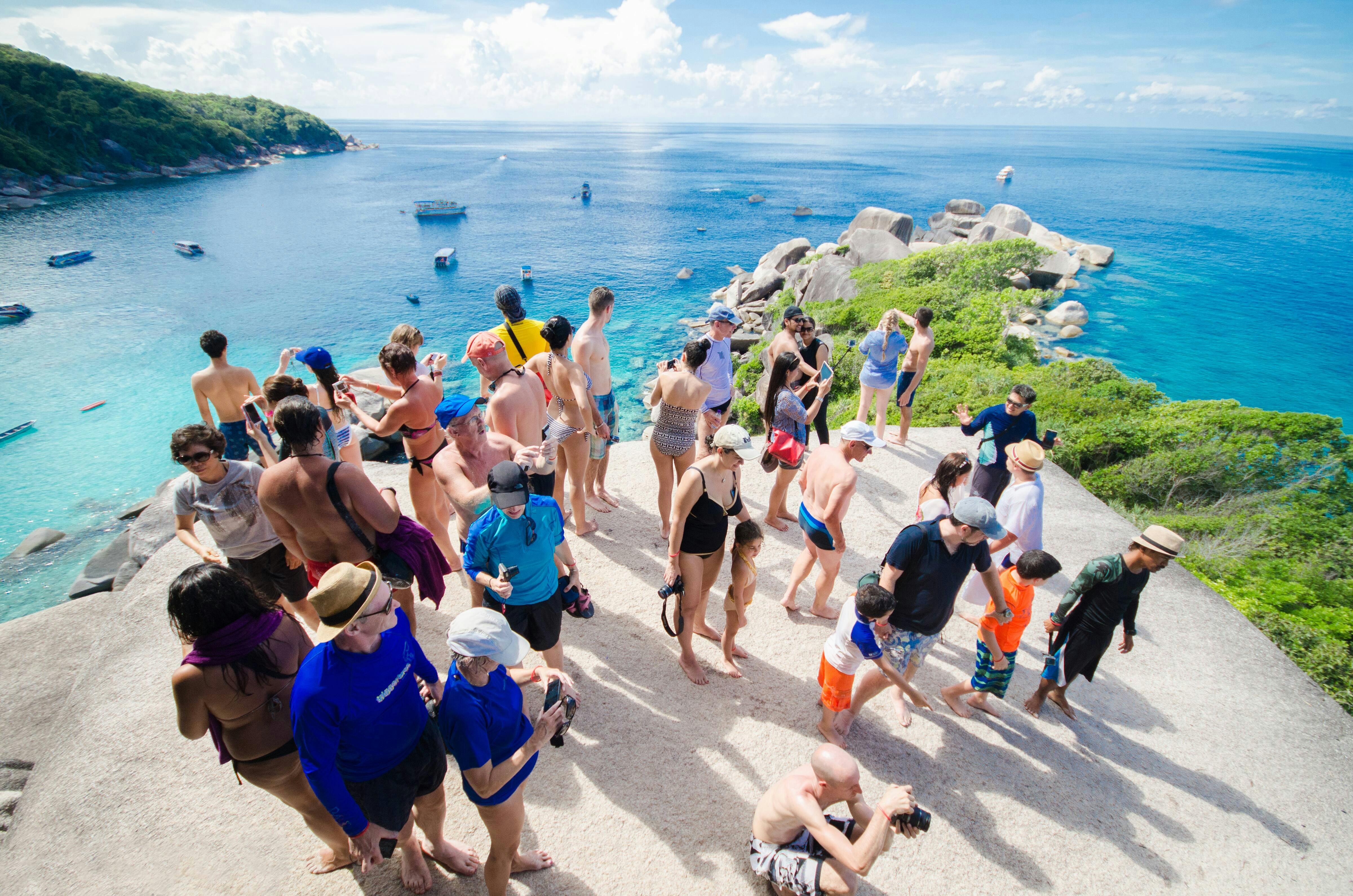 Speedboat Tour of Similan Islands