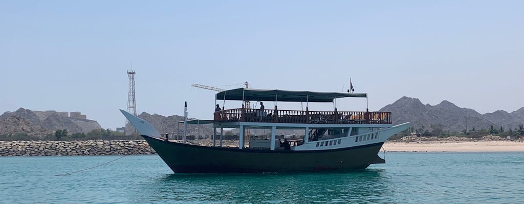 Mergulho com snorkel em Fujairah Dibba por Dhow o dia todo saindo de Ras Al Khaimah