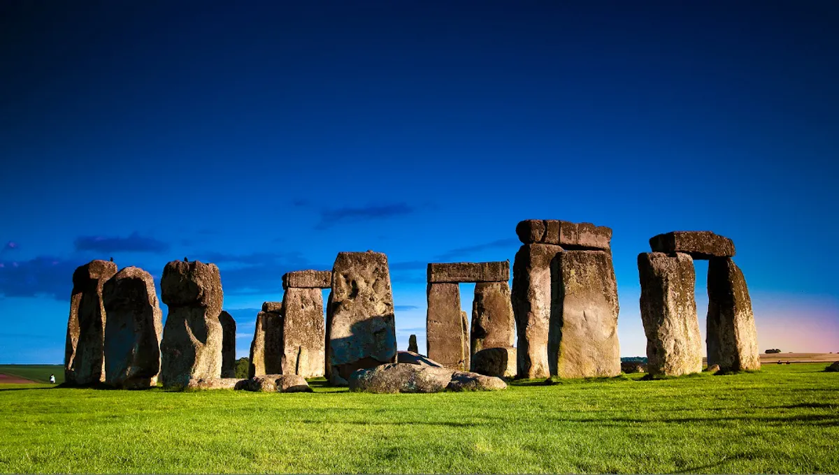 Stonehenge and Roman Baths Tour