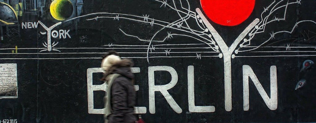 Berlin Wall and East Side Gallery walking tour on mobile app