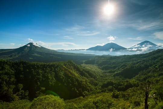 Escursione all'alba del Monte Batur e tour delle cascate di Kanto Lampo