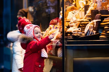 Visita al mercado navideño con degustación de vino y queso ahumado en Cracovia