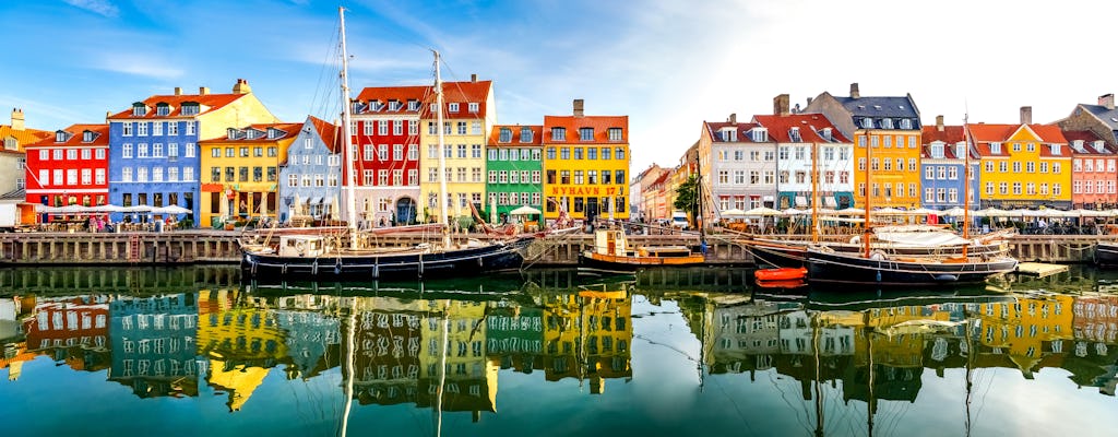 Self guided tour with interactive city game of Copenhagen