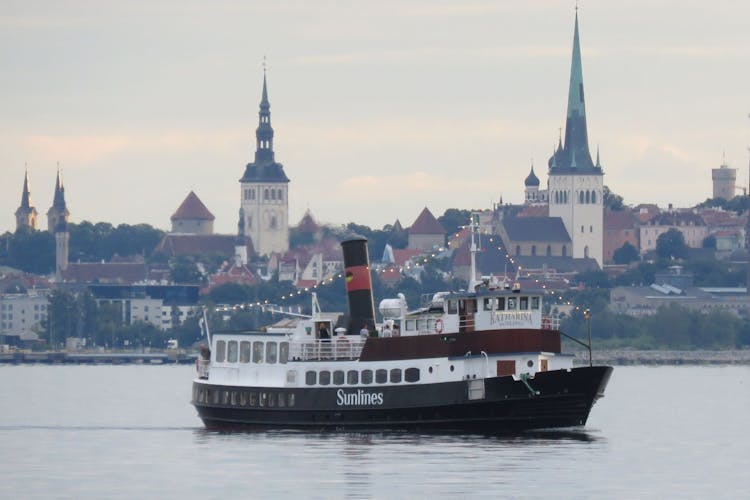 Tallinn Bay sightseeing cruise