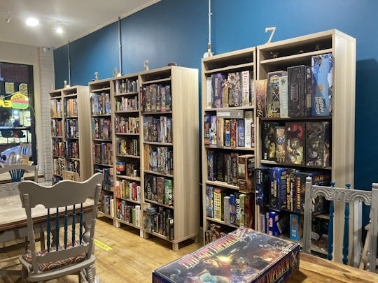 Meeple Mayhem w kawiarni z grami planszowymi w Birmingham