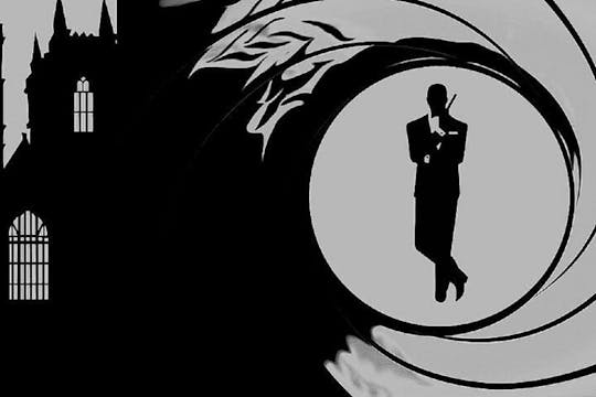 Entdecken Sie das London von James Bond bei einer selbstgeführten Audiotour
