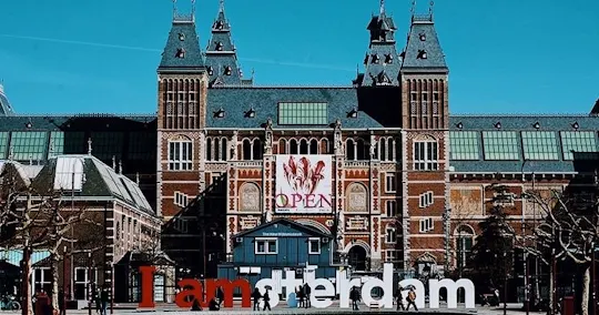 Półprywatne zwiedzanie z przewodnikiem po Rijksmuseum z zarezerwowanym wstępem