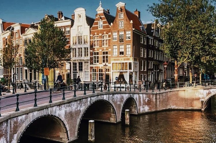 History of Amsterdam and city center semi-private walking tour