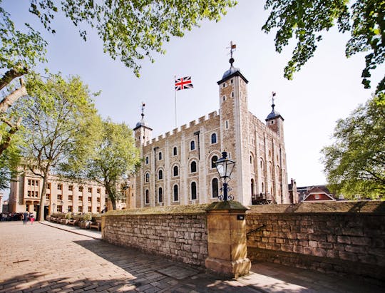 Tower of London entrance ticket with self-guided audio tour