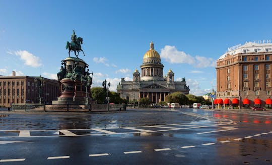 Recorrido a pie con audioguía por lo más destacado de San Petersburgo