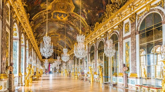 Palace of Versailles tickets with audio tour on mobile app