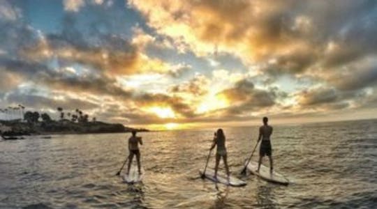 Noleggio di tavole da stand up paddle epossidiche Mission Bay per l'intera giornata