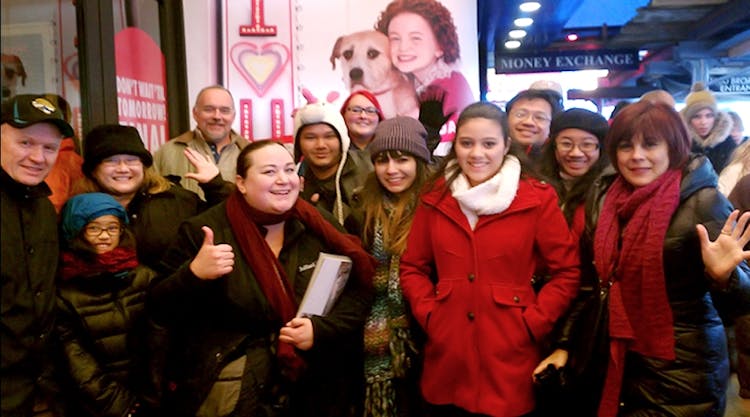 Broadway 2-hour musical theatre guided tour in New York