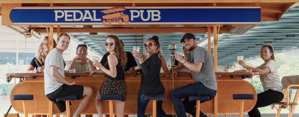 Wycieczka po pubie z pedałami w centrum Minneapolis