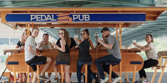 Passeio de Pedal Pub no Centro de Minneapolis