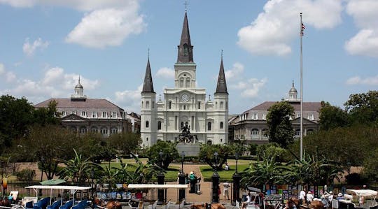 Combinatie van wandeltocht door de Franse wijk en stadstour door New Orleans met de auto