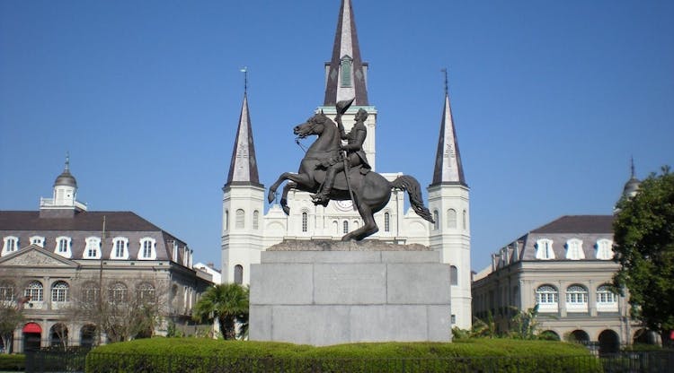 New Orleans citywide driving and plantation tour