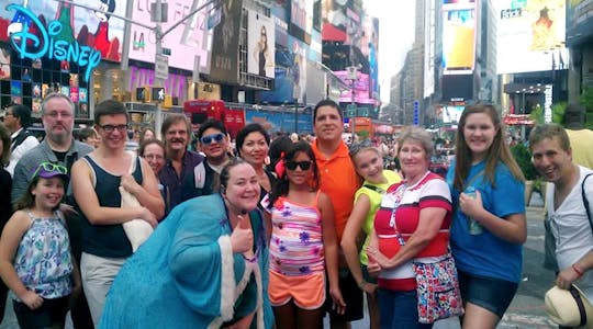 Gleeks on Broadway guided walking tour in New York City