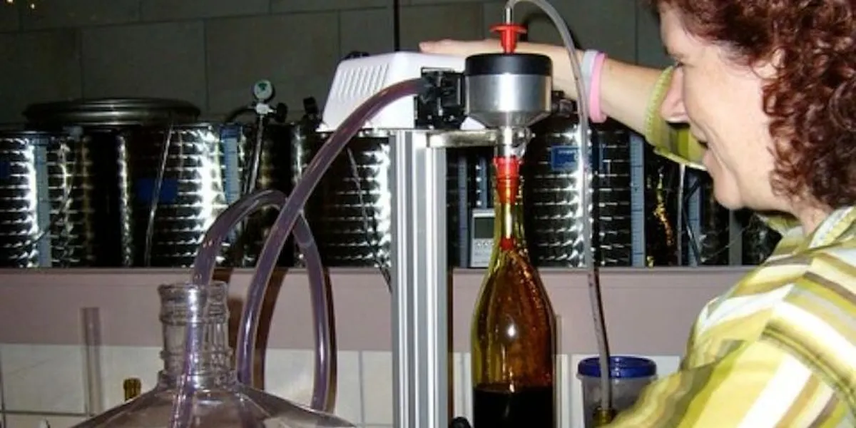 peek-VQSfEaULRlWdy8jghQsw