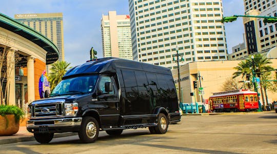 Tour privado de 3 horas por Nueva Orleans en SUV para 12 personas