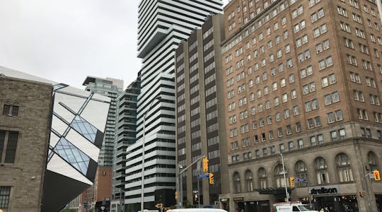 Tour por la zona residencial de Toronto