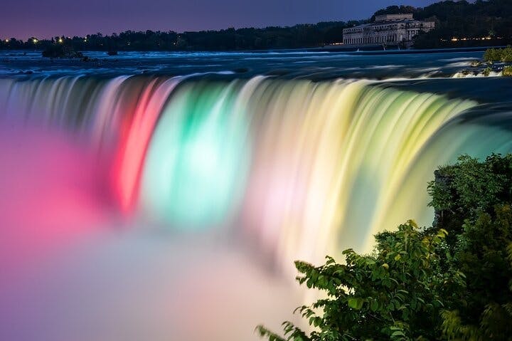 Niagara Falls night illumination tour Musement