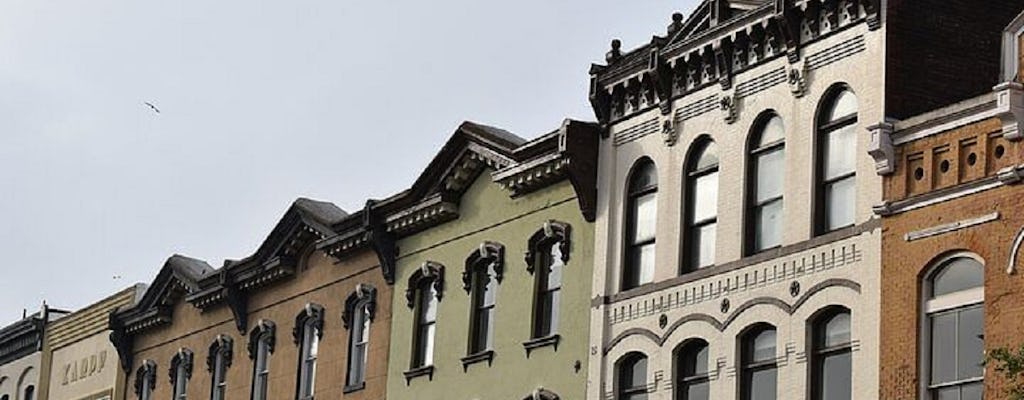 Enjoy a self-guided audio tour in Savannah from Johnson Square to Independent Presbyterian