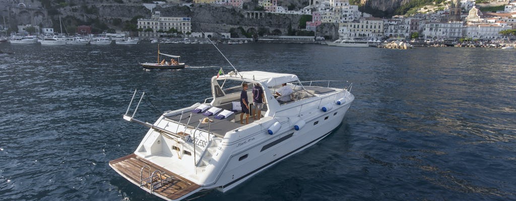 Private day cruise along the Amalfi Coast