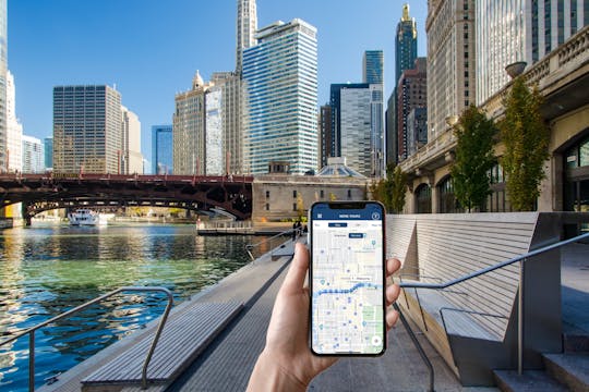 Riverwalk self-guided walking tour in Chicago