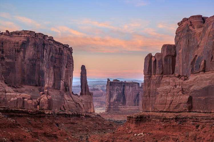 Arches National Park self-guided driving tour in Moab