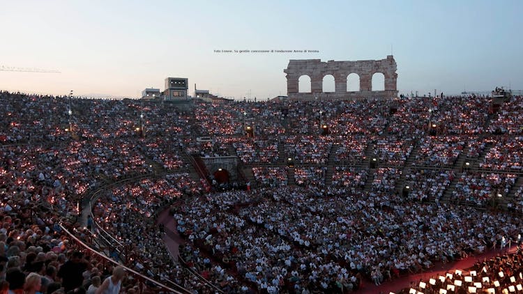 Arena di Verona Opera Package with tickets, city tour and transport