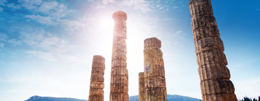 Guided tour of Delphi Oracle and 300 Spartans with King Leonidas